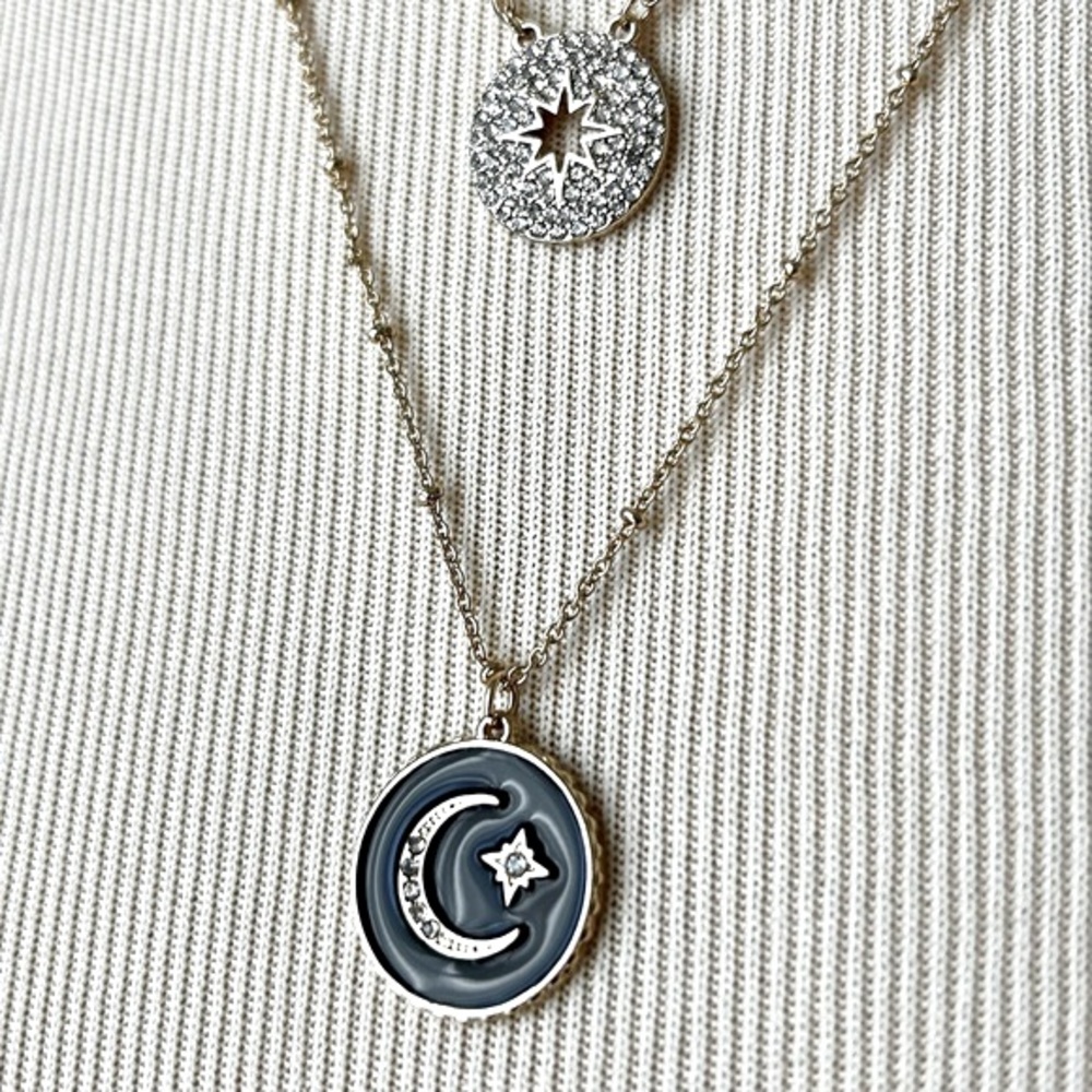 🍂3-Piece Necklace Set. Crescent Moon, Star, Evil Eye, Starburst. Black/Gold - Picture 7 of 8